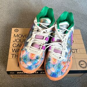 Nike Kyrie 8 Circle of Life. DQ3840-001. Light Bone/Yellow Strike - Size 13